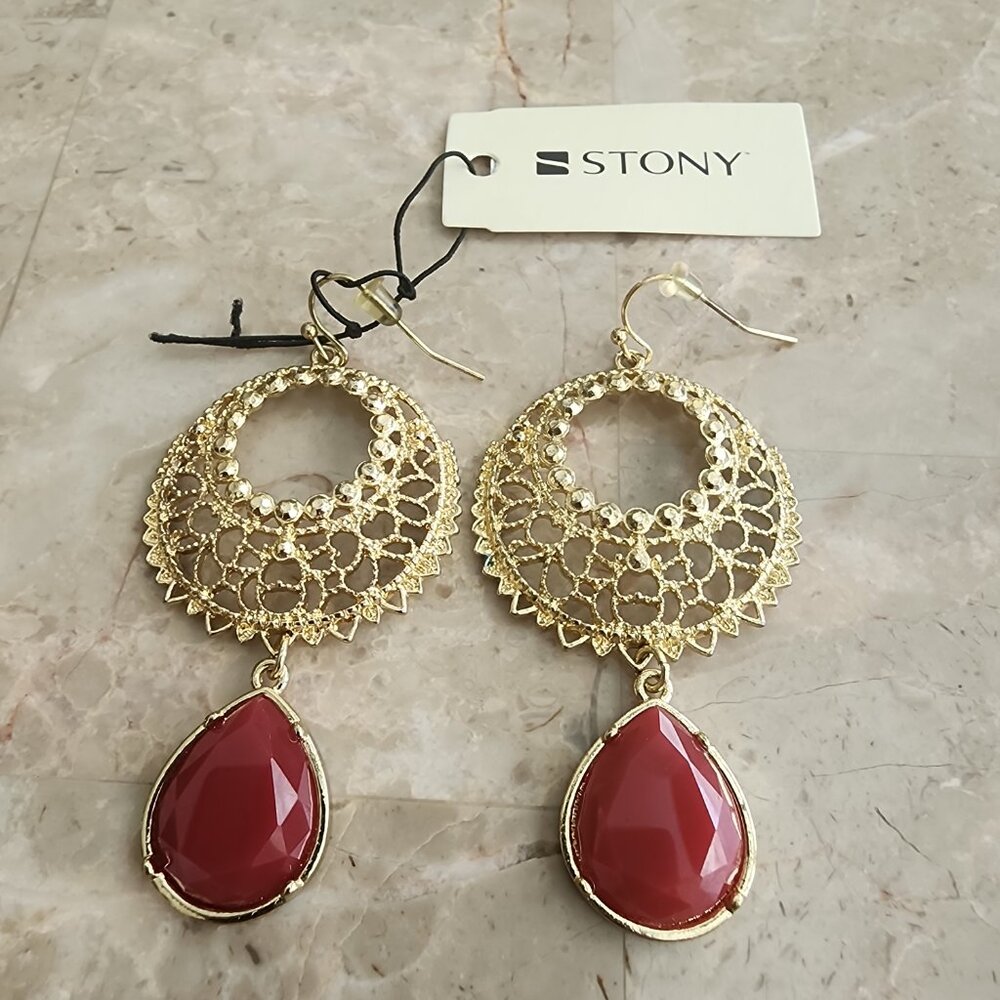 Stony Gold Filigree with Red Tear Drop Dangle Earrings